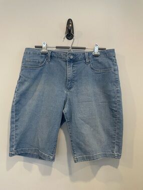 Riders by Lee Classic Light Wash Denim Bermuda Shorts